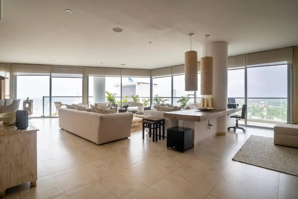 Oceanview 5Br Penthouse, With Housekeeping Included contacts